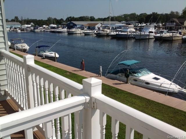 Building Photo - 44 Mainsail Dr