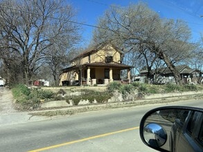 Building Photo - 1709 N Kansas Ave