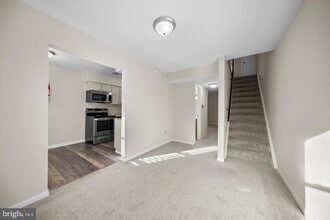 Building Photo - 14640 Endsley Turn