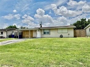 Building Photo - 2169 Barry Dr