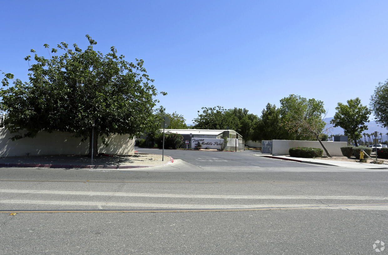 Foto del edificio - Towne Mobile Park