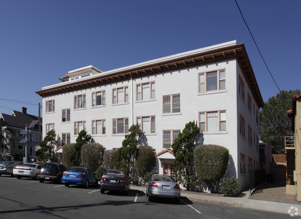 The Juniper Apartments Apartments in San Diego, CA