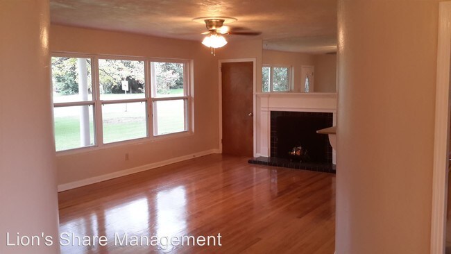 Building Photo - 4 br, 2 bath House - 203 Lincoln Street