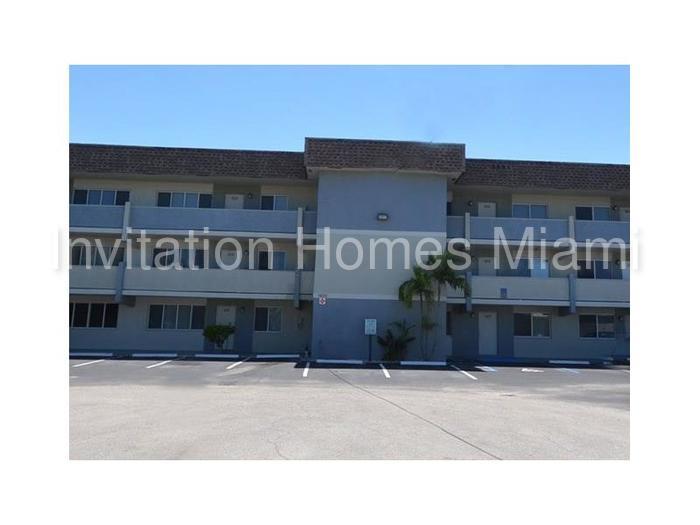 Primary Photo - 1400 NE 54th St