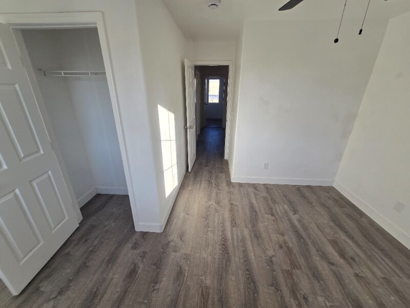 Foto del edificio - 5117 S 15th Pl