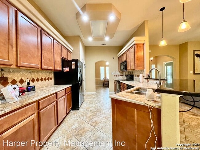 Building Photo - 4 br, 2 bath House - 1424 Kings Ranch Rd