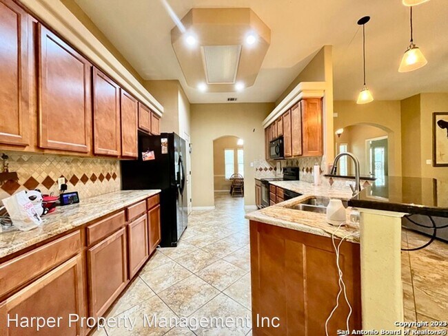 Foto del edificio - 4 br, 2 bath House - 1424 Kings Ranch Rd