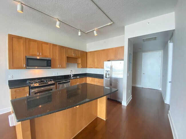Foto del edificio - 2 Bedroom 2 Bath VUE Condo -- Application ...