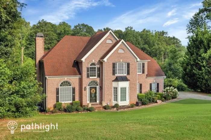 Primary Photo - 790 James Madison Drive SW, Atlanta, GA, 3...