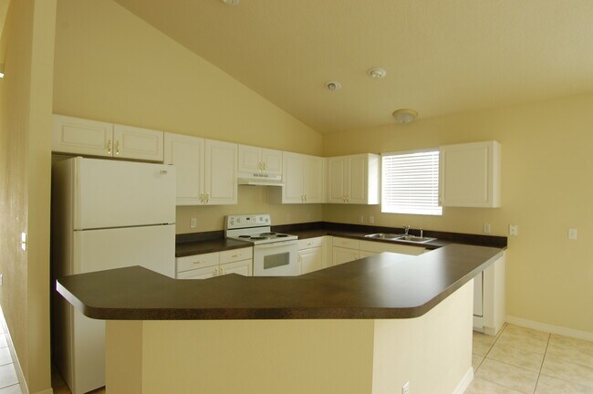 Foto del edificio - 6741 Dairy Rd