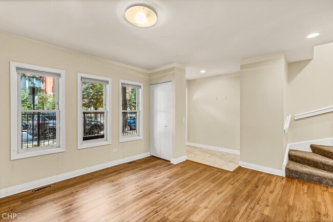 Foto del edificio - 530 N Peoria St