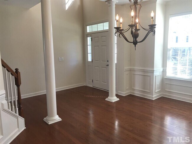 Building Photo - 5309 Glass Ridge Rd