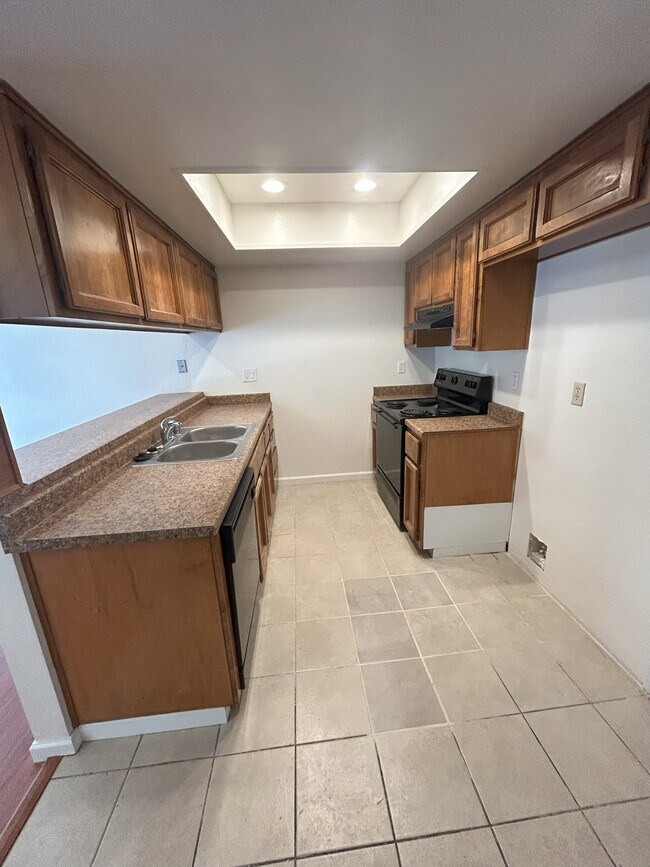 Foto del edificio - 1312 Shaddick Dr