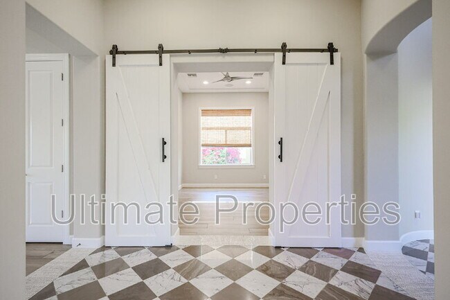 Foto del edificio - 28995 N 71st Ave