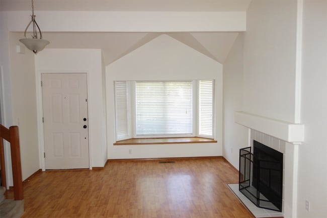 Foto del edificio - 15645 SW Bulrush Ln