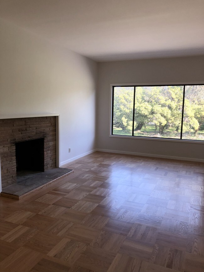 81 Lakeshore Dr, San Francisco, CA 94132 House for Rent in San