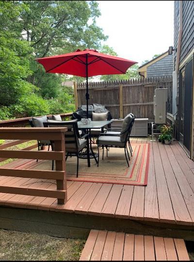 Deck - 49 Roundhouse Rd