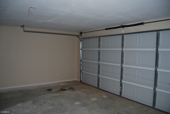 Building Photo - 563 Carrell Cir