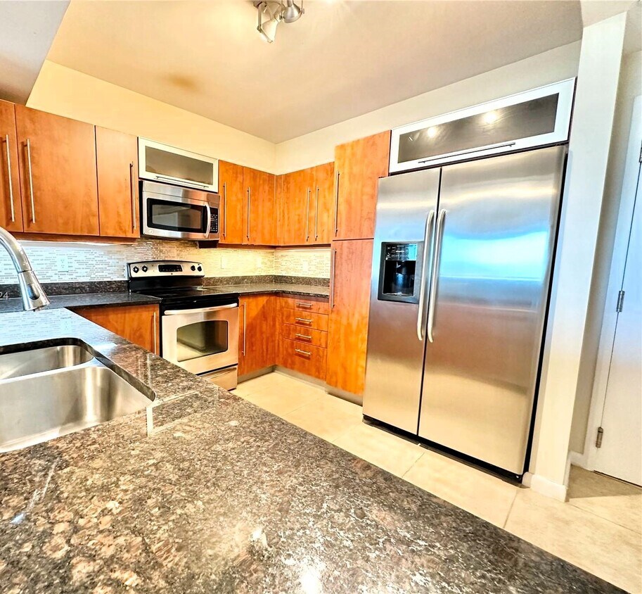 Primary Photo - 7350 SW 89th St