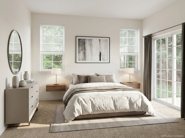 Foto del edificio - Bright & Spacious English Cove Condo