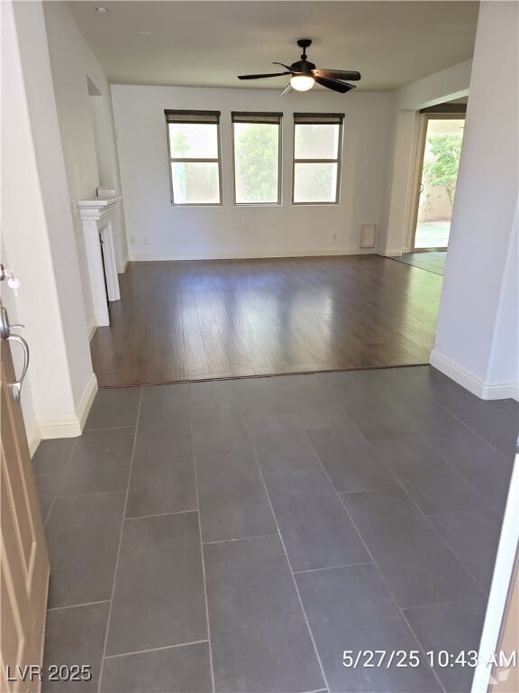 Building Photo - 343 Botanic Gardens Dr