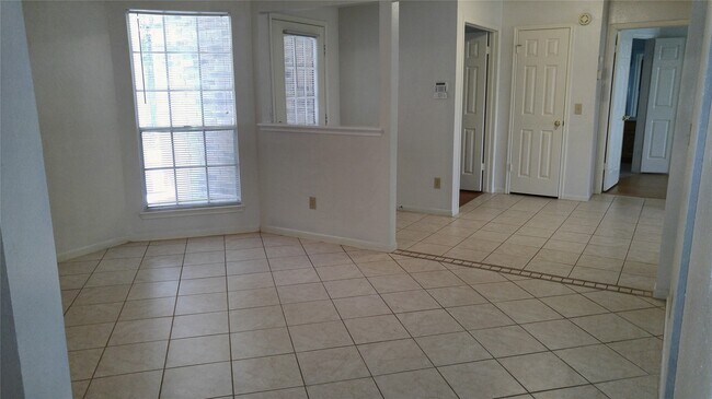 Foto del edificio - 22930 Indian Ridge Dr