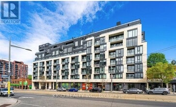 Building Photo - 840 St Clair Ave W