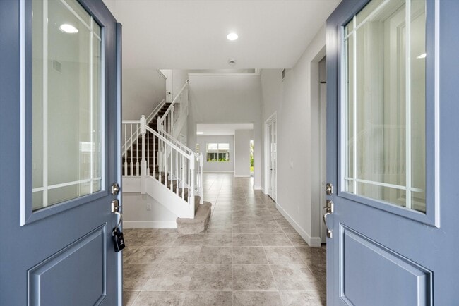 Foto del edificio - 14971 RedCove Pl