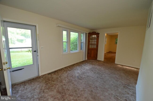 Building Photo - 5531 Sands Rd
