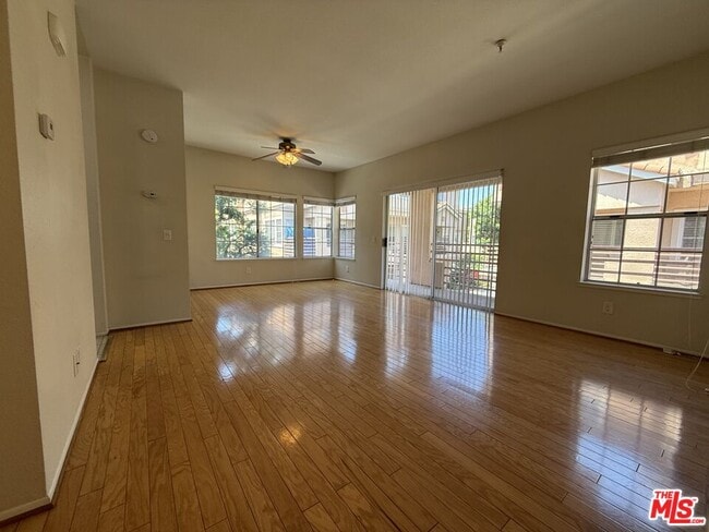 Building Photo - 13975 Lemoli Ave