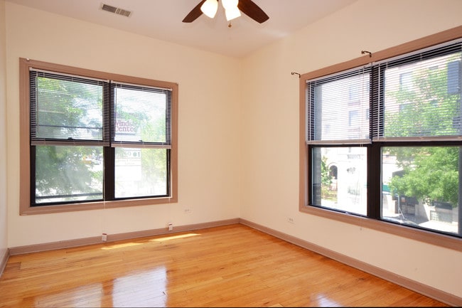 Bedroom 1 - 952 W Windsor Ave