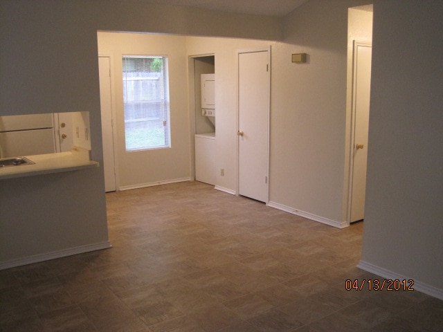 Building Photo - 5515 Lochmoor