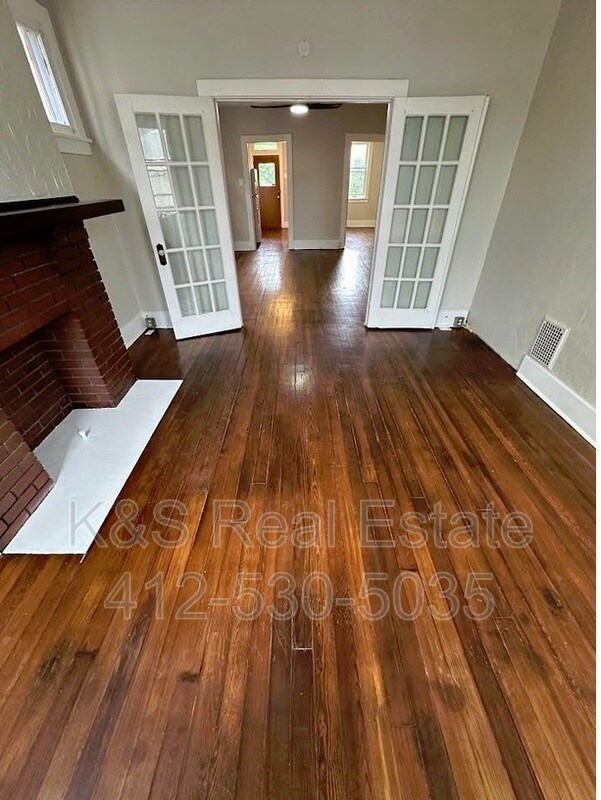 Foto del edificio - 1212 Holmes St
