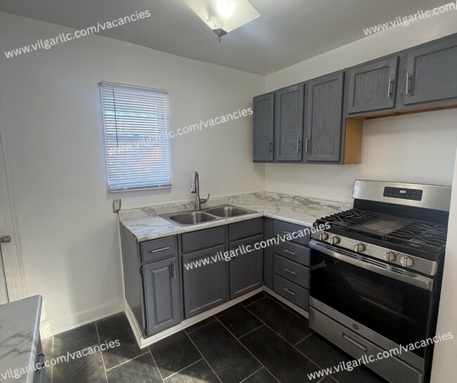 Foto del edificio - Spacious 2 Bedrooms • 1 Bathroom Home