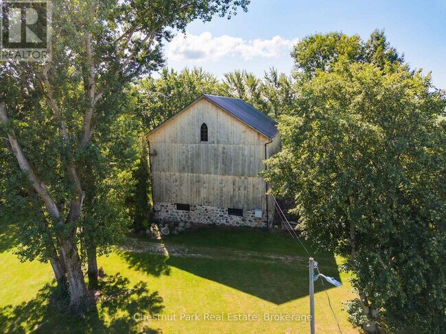 Photo du bâtiment - 727410 21st Sideroad