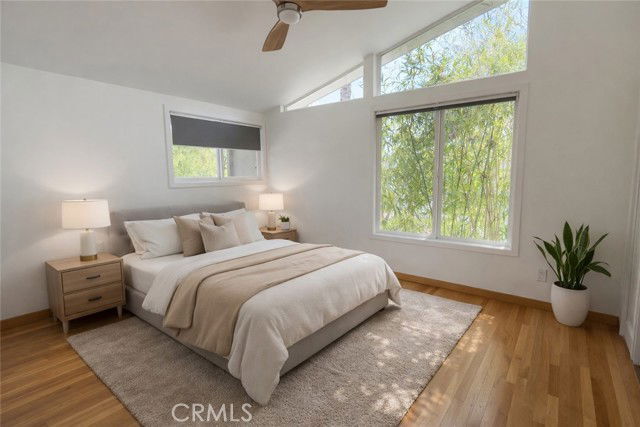 Foto del edificio - 16439 Kingsbury St