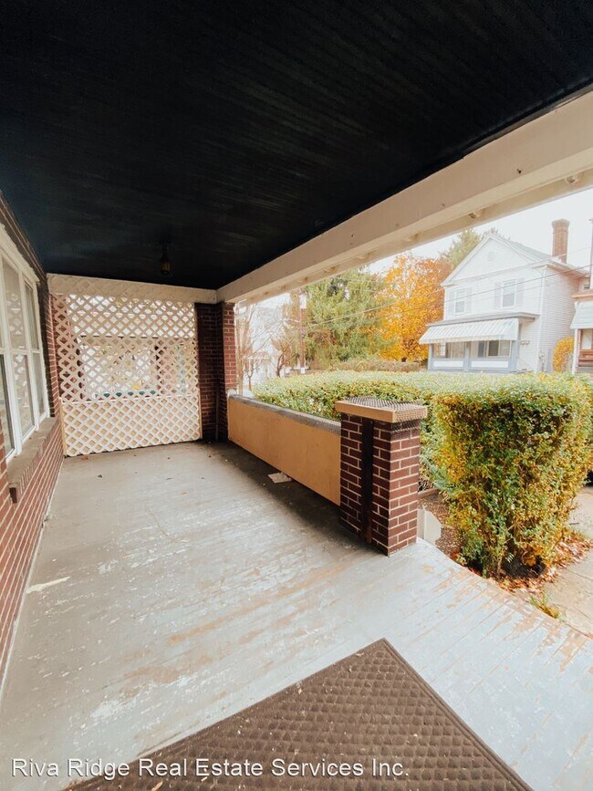 Foto del edificio - 3 br, 1 bath House - 2937 Sacramento Avenue