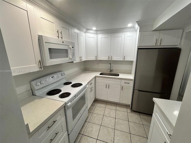 Foto del edificio - 815 SW 30th St