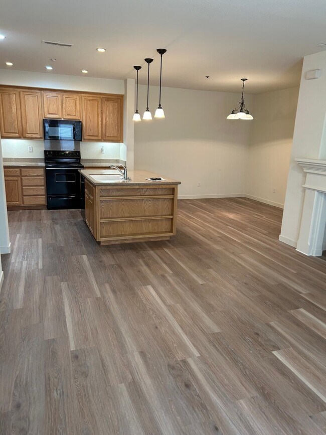 Building Photo - 4146 Clarinbridge Cir