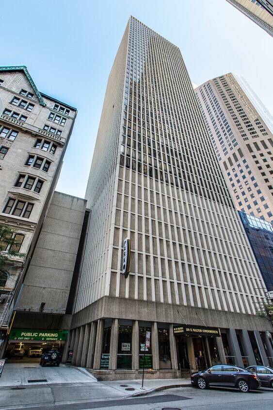 Primary Photo - 100 E Walton St