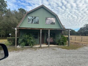 Building Photo - 15455 NW 100th Avenue Rd