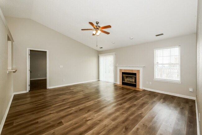 Building Photo - 430 Leffler Dr
