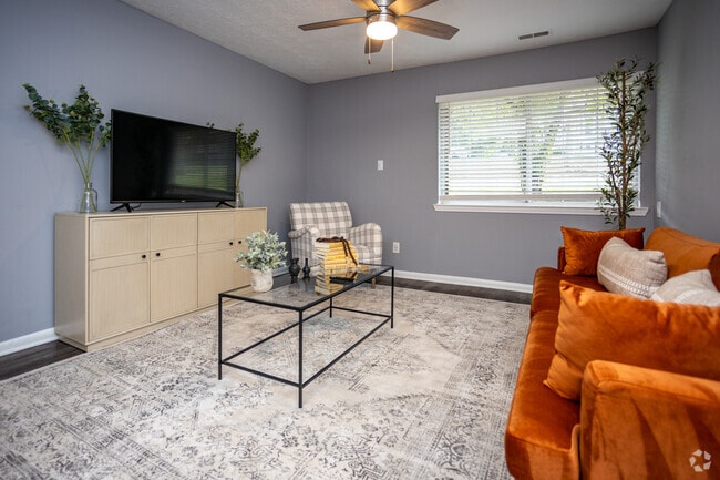 2HAB, 1BA - 832SF - The District Knoxville