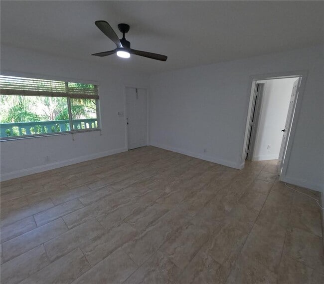 Building Photo - 1423 Holly Heights Dr