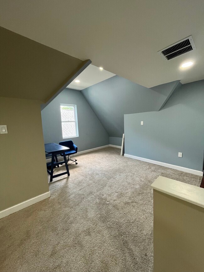 Building Photo - 3554 23rd St