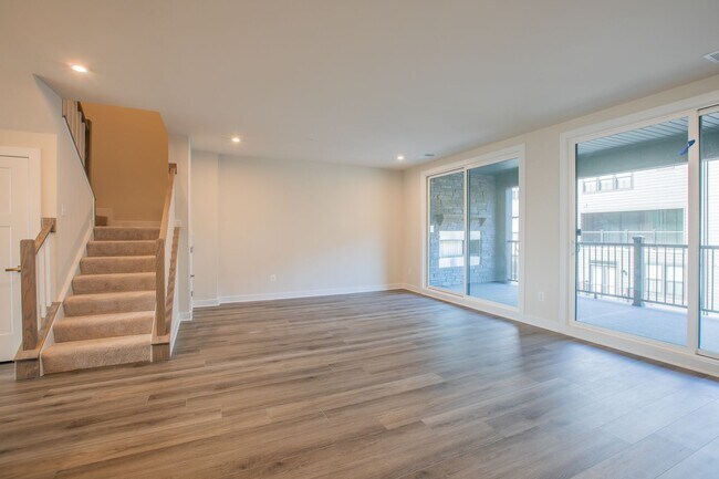 Foto del edificio - Stunning 3 BR/2.5 BA Townhome in Laurel!