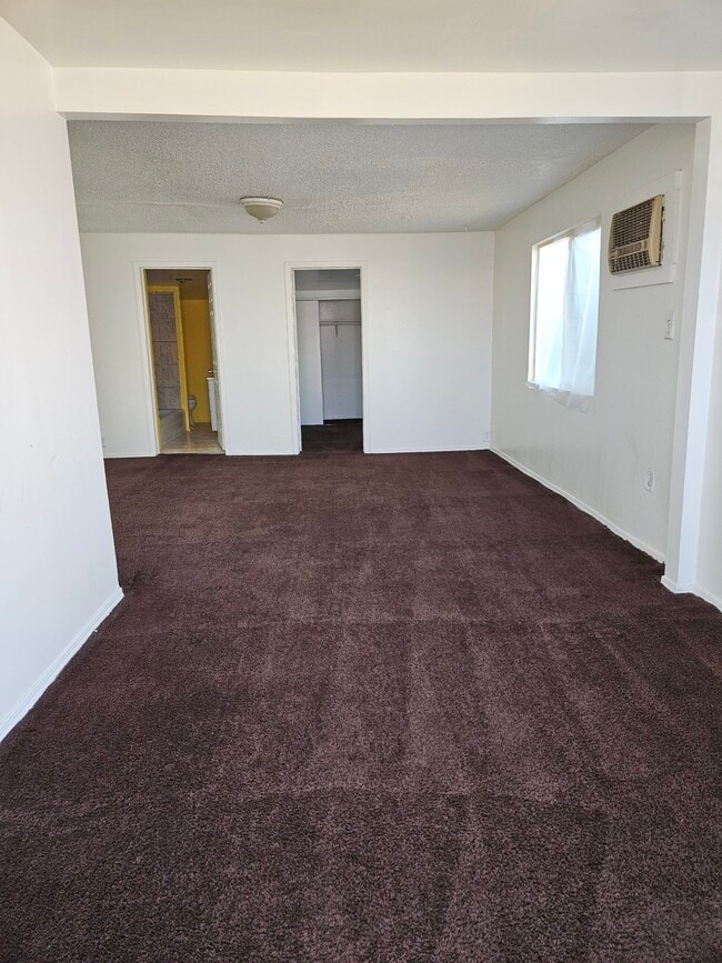 Building Photo - 205 Ferguson Ave