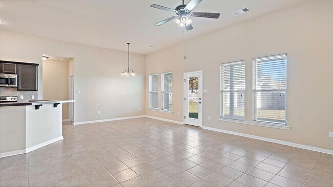 Building Photo - 42189 Broadwalk Avenue Unit