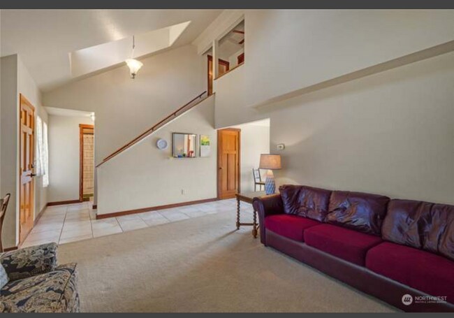 Foto del edificio - 19825 8th Ave SE