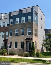 Building Photo - 918 Crown Park Ave